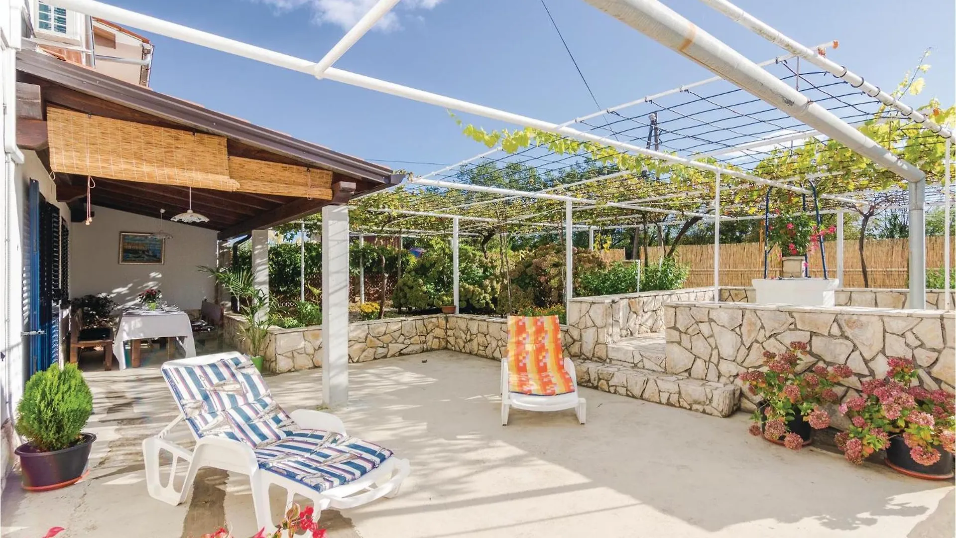 Stunning Home In Nedescina With Kitchen Casa vacanze